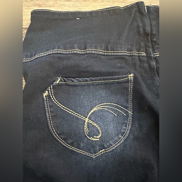 YMI wanna better  shape dark wash jeans EUC SZ 13 back zip skinny high waist - Picture 4 of 7